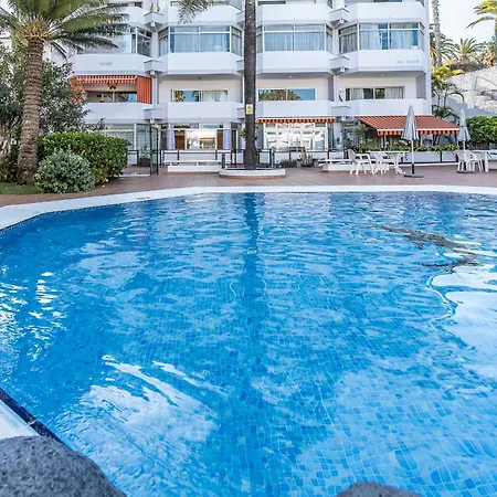 Charming Puerto Cruz, Terrace & Pool Access